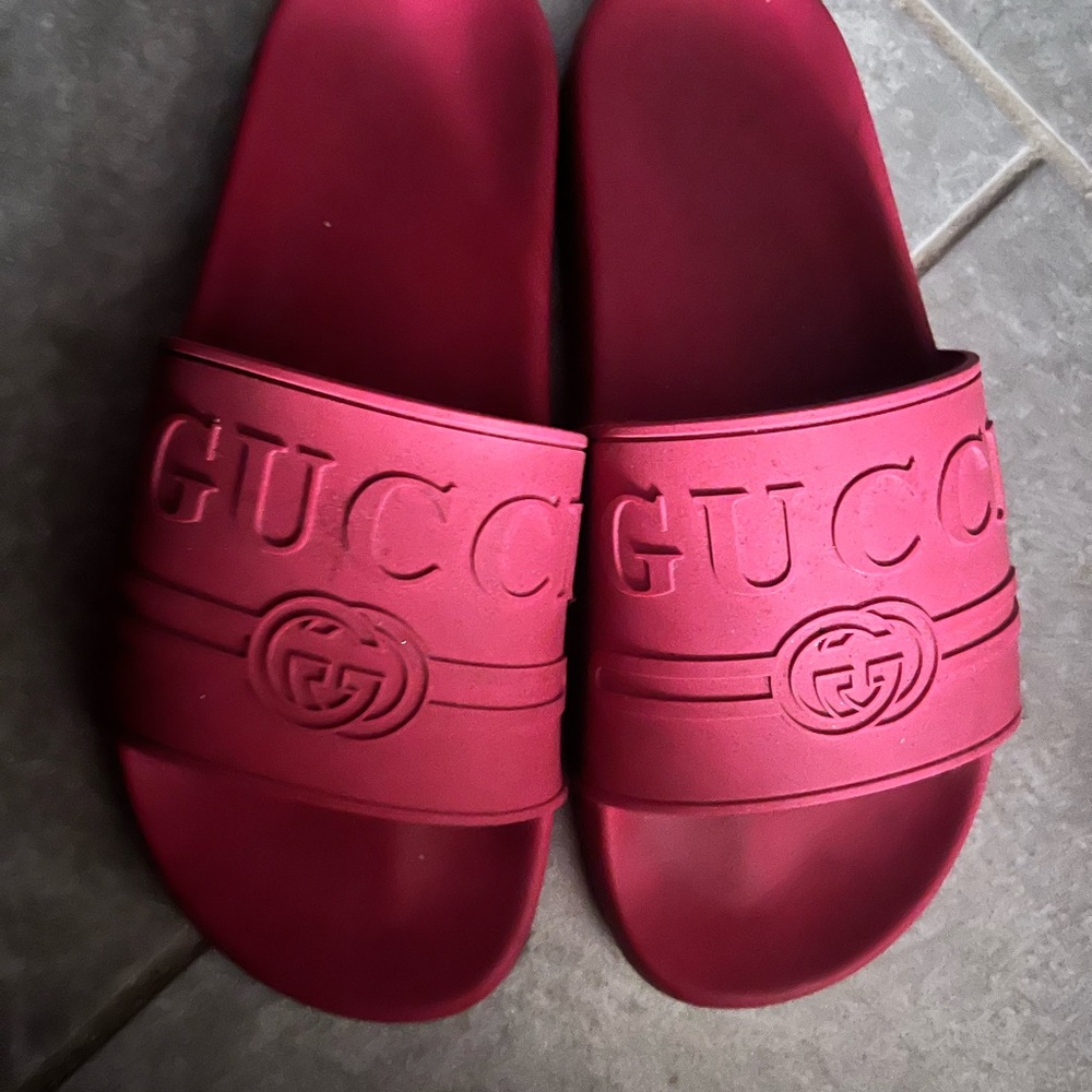 Gucci slides
